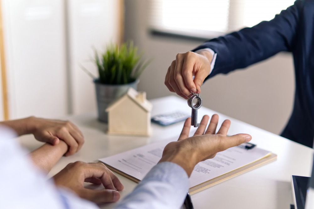 Ouvrir une agence immobilière : un choix stratégique pour les professionnels