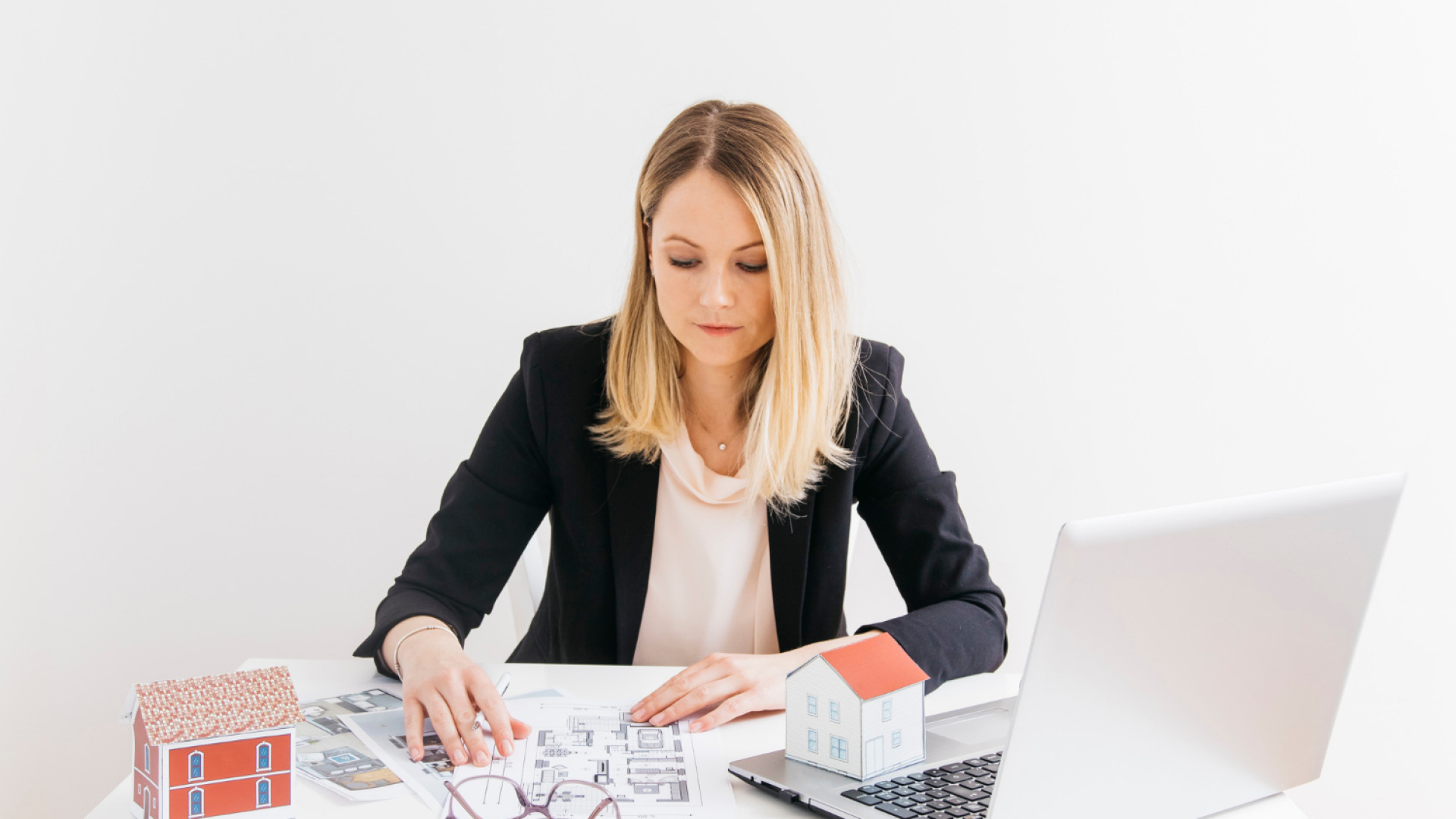 Pourquoi confier la gestion de vos biens locatifs meublés à un expert-comptable immobilier ?
